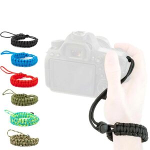 1 Lens Aid Handschlaufe Paracord Kamera bk 1 300x300 - Statt selber machen: 6 Kamera-Handschlaufen, die du kennen musst