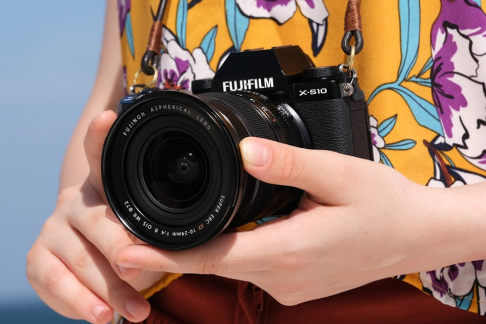 Fujifilm X S10 2 3