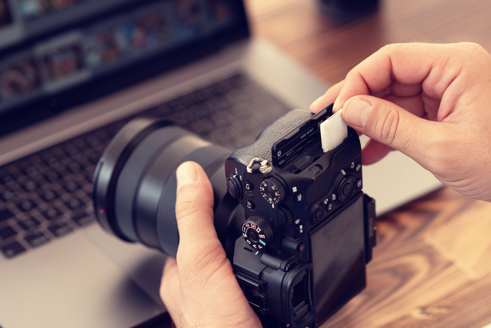 SD Karte Kamera 2 - Die 11 besten externen Festplatten für Fotografen